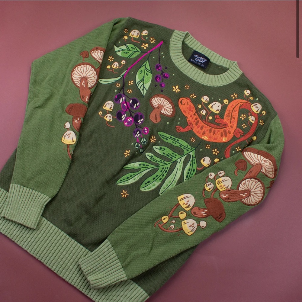 Morning Witch Salamander Knit Sweater